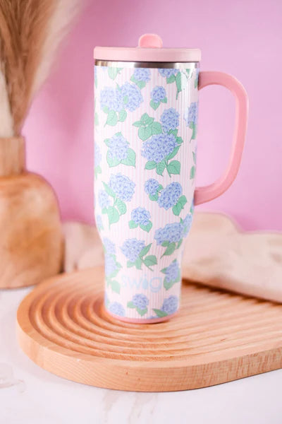 Hydrangeas mega mug 40oz.