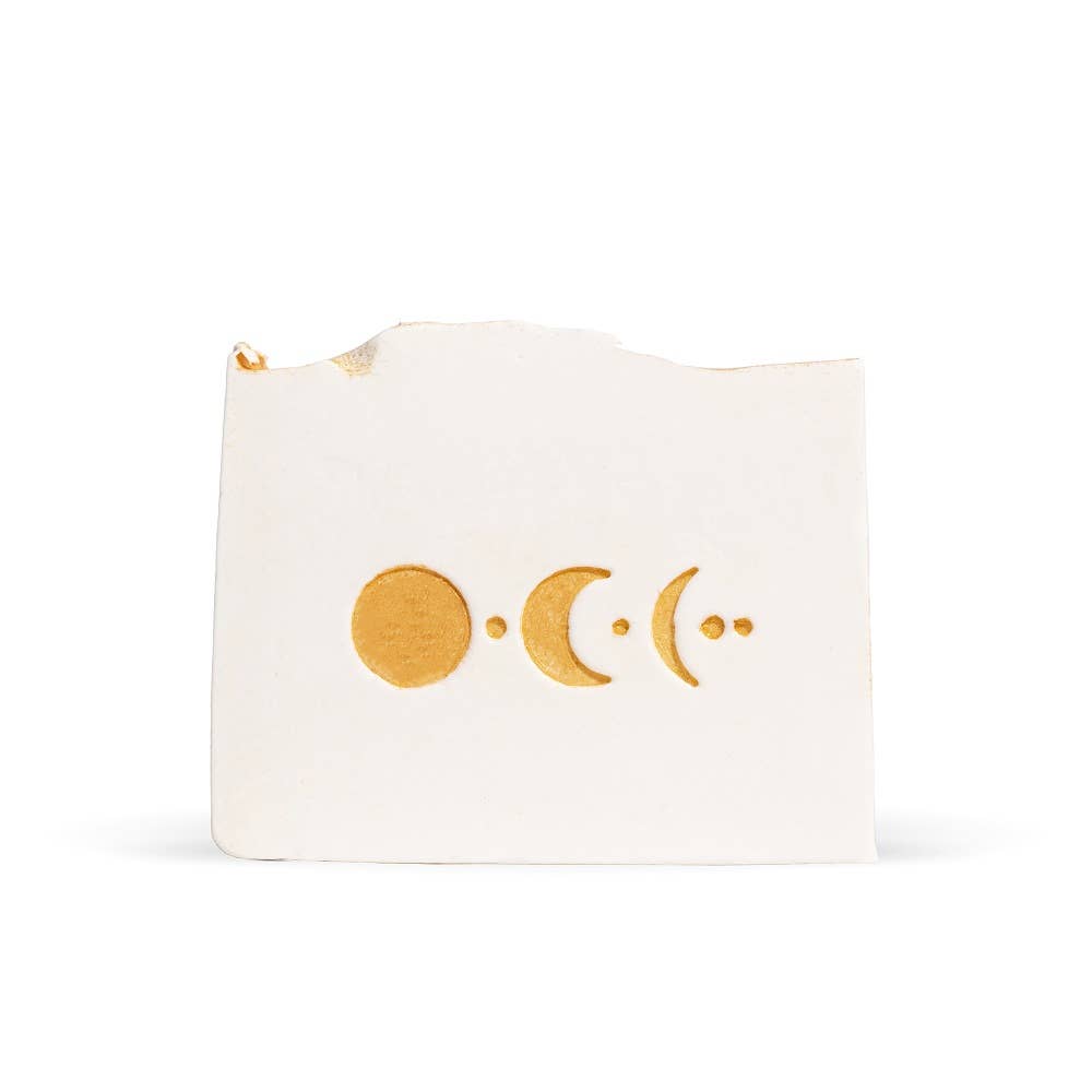 Lunar Soap Vegan-Friendly 
Gluten-Free Boxed Soap